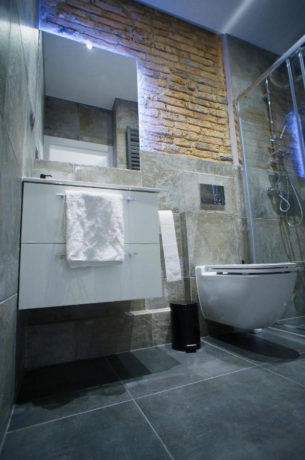 Modern Apartment In The City Center Katowice Exterior foto