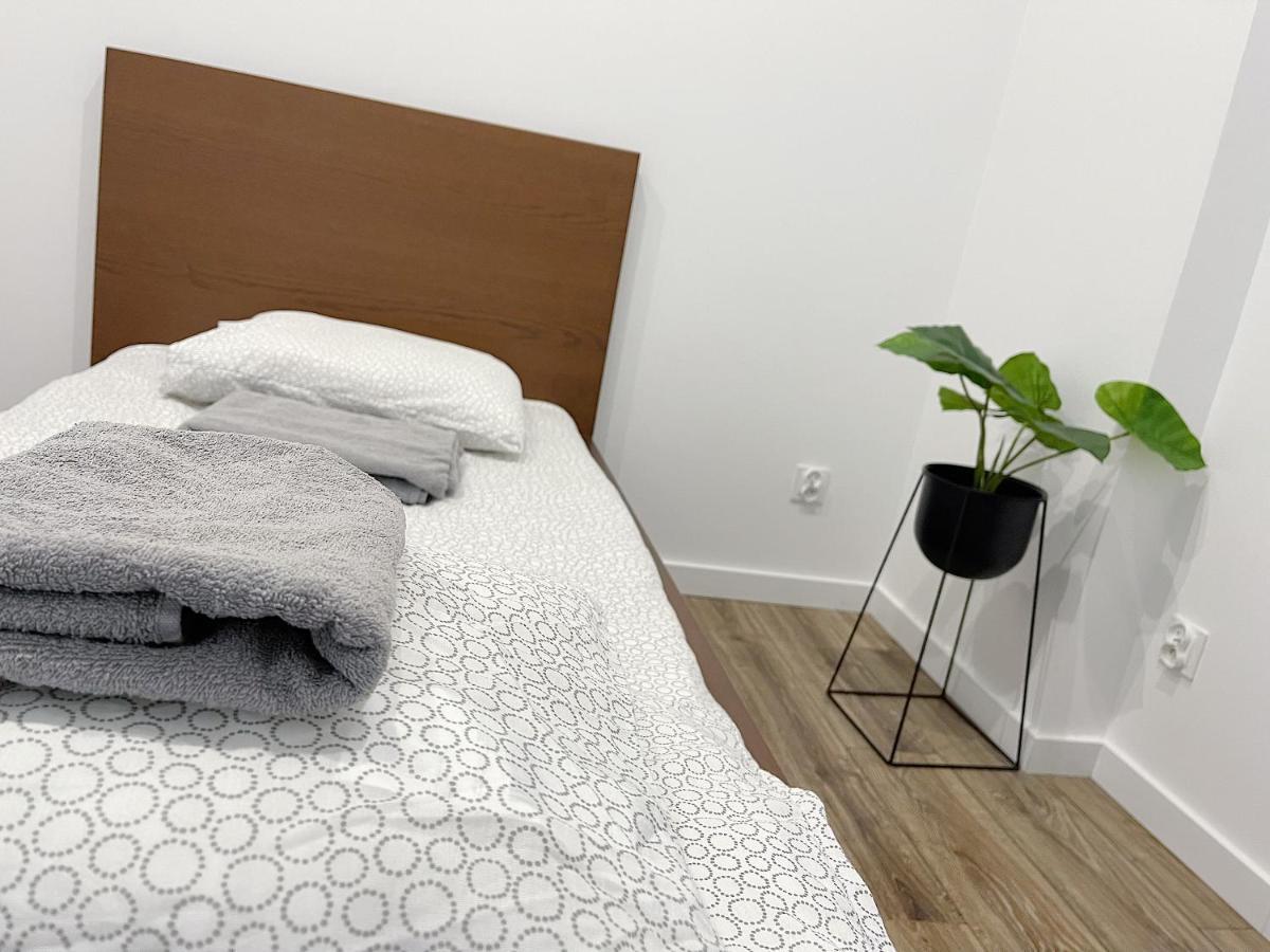 Modern Apartment In The City Center Katowice Exterior foto